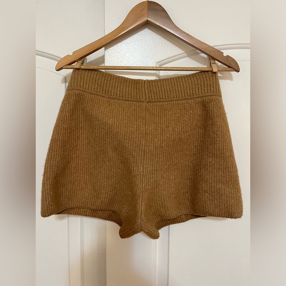 Everlane the cozy stretch shorts - Picture 6 of 8